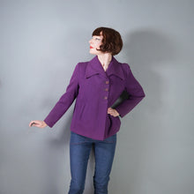 Load image into Gallery viewer, 60s does 40s HANDMADE PURPLE SWING JACKET WITH BIG COLLAR - S-M