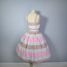 Load image into Gallery viewer, HOLYROOD 50s CHOCOLATE BROWN AND PINK STRIPE FULL SKIRTED SUN DRESS WITH BELT - XS-S