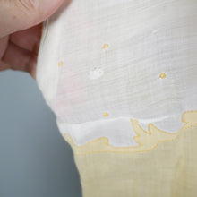 Load image into Gallery viewer, 40s SEMI-SHEER PALE YELLOW AND CREAM TWOTONE BLOUSE - L