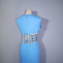 Load image into Gallery viewer, 50s 60s PECK AND PECK LIGHT BLUE WIGGLE DRESS WITH FLORAL WAIST - S