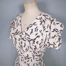 Load image into Gallery viewer, 40s AMAZING WHIMSICAL NOVELTY PRINT DRESS WITH LOGGERS - S