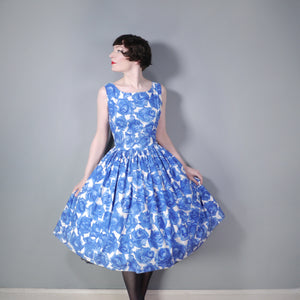 50s PEGGY PAGE VIBRANT PAINTERLY BLUE ROSE COTTON DRESS - M