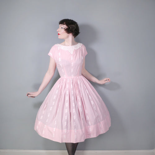 50s PASTEL PINK GINGHAM FULL SKIRTED DAY DRESS WITH LACE NECKLINE - S