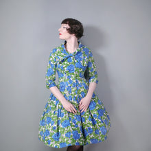 Load image into Gallery viewer, 50s VIBRANT BLUE ROSE PRINT FULL SKIRTED DRESS WITH MATCHING JACKET - S / petite fit
