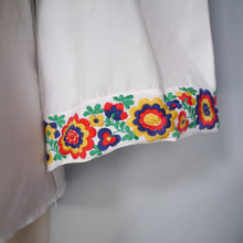 Load image into Gallery viewer, 70s EMBROIDERED WHITE FOLK STYLE SMOCK BLOUSE - S
