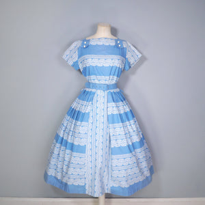 50s BLUE WHITE PRINTED COTTON DRESS WITH BALL BUTTONS - M-L