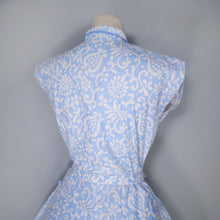 Load image into Gallery viewer, 50s PASTEL BLUE AND WHITE PRINTED COTTON DRESS WITH POCKETS - S