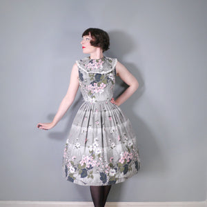 50s / 60s GREY AND PINK FLORAL BORDER PRINT COTTON DRESS WITH RUFFLE COLLAR - S