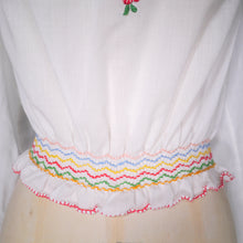 Load image into Gallery viewer, WHITE HUNGARIAN HAND EMBROIDERED 70s BLOUSE TOP - XS