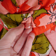 Load image into Gallery viewer, 50s 60s RED AND PINK HUGE FLORAL PRINT COCKTAIL DRESS - XS-S
