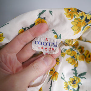 60s YELLOW FLORAL PRINT SHIRTWAISTER COTTON DRESS BY TOOTAL - S