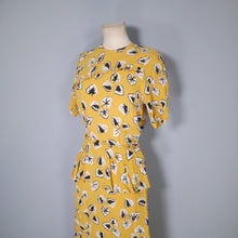 Load image into Gallery viewer, 40s YELLOW CREPE TEA DRESSS WITH BLACK AND WHITE LEAF PRINT - XS