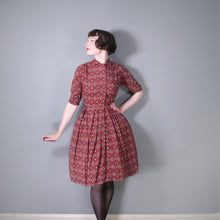 Load image into Gallery viewer, AUTUMNAL BROWN 50s ST MICHAEL GEOMETRIC PRINT SHIRTWAISTER DAY DRESS - XS