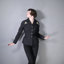 Load image into Gallery viewer, 50s SIMON MASSEY GREY WOOL JACKET WITH DECORATIVE EMBROIDERED COLLAR - M