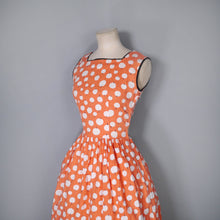 Load image into Gallery viewer, 50s 60s MINIMALIST APPLE PRINT LIGHT ORANGE-CORAL DAY DRESS - XS-S