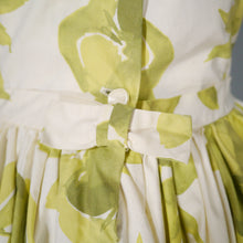 Load image into Gallery viewer, FREDERICA STARKE PALE GREEN FLORAL PRINT FULL SKIRTED COTTON DRESS - S