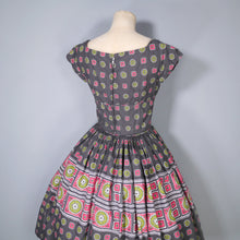 Load image into Gallery viewer, 50s DARK GREY PATTERNED VICTOR JOSSELYN FULL SKIRTED COTTON DRESS - XS