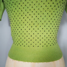Load image into Gallery viewer, 50s PISTACHIO GREEN CROPPED JUMPER WITH BLACK BEADS - XS
