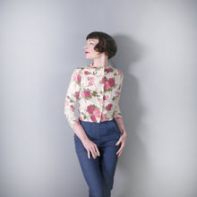 Load image into Gallery viewer, VINTAGE SOFT WOOL ROSE FLORAL PATTERN CROPPED CARDIGAN -XS