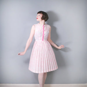 60s PARIS NOVELTY PASTEL PINK AND CREAM PLEATED DRESS - XS