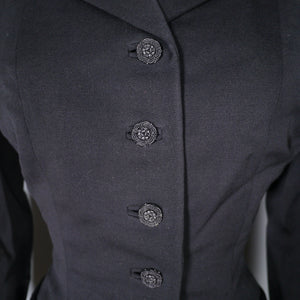BLACK 50s FITTED HOURGLASS JACKET WITH DECORATIVE TIERED POCKETS - XS-S