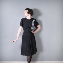 Load image into Gallery viewer, 40s BLACK RAYON DRESS WITH WHITE SEQUIN FEATHER EMBELLISHMENT - M