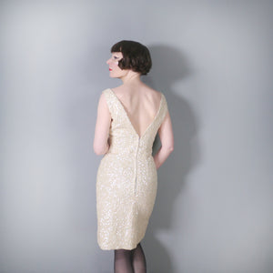 50s 60s WHITE SEQUIN WIGGLE COCKTAIL DRESS WITH PLUNGE BACK - S