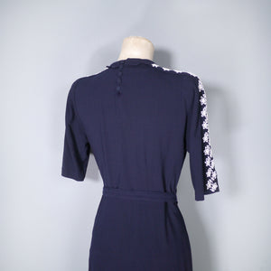 40s CREPE DRESS WITH SCALLOPED BEADED SHOULDERS AND POCKETS - S