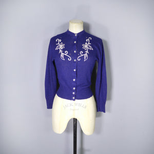 50s DUPONT ORLON BLUE FINE KNIT CARDIGAN WITH SOUTACHE AND RHINESTONES - S