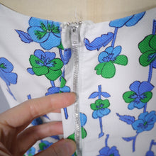 Load image into Gallery viewer, 60s BLUE VIOLET FLORAL STRAPPY FULL SKIRTED SUN DRESS - XS