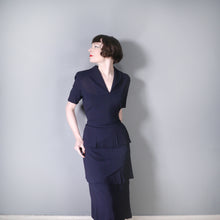 Load image into Gallery viewer, 40s NAVY BLUE RAYON TIERED FITTED DRESS WITH PLEATED TRIMS - L / volup