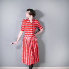 Load image into Gallery viewer, 40s RED WHITE PATTERNED SOFT RAYON BUTTON THROUGH DRESS - XS-S
