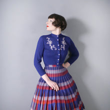 Load image into Gallery viewer, 50s DUPONT ORLON BLUE FINE KNIT CARDIGAN WITH SOUTACHE AND RHINESTONES - S