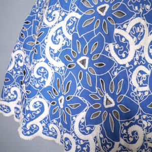 50s BLUE WHITE SOUTACHE AND CUT OUT LACE FIT AND FLARE DRESS - M