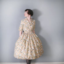 Load image into Gallery viewer, 50s DAISY PRINT BROWN STRIPED FULL SKIRTED SHIRT DRESS - S