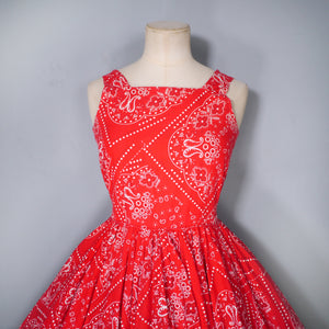 50s DORIS DEB RED PAISLEY HANKERCHIEF PRINT CIRCLE SKIRT DAY DRESS - XS / PETITE