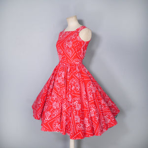 50s DORIS DEB RED PAISLEY HANKERCHIEF PRINT CIRCLE SKIRT DAY DRESS - XS / PETITE