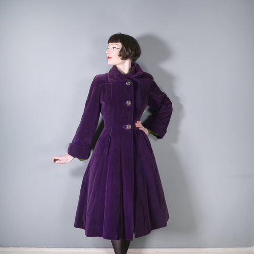 40s PURPLE VELVETY CORDUROY COLLARED PRINCESS AUTUMN COAT - S-M