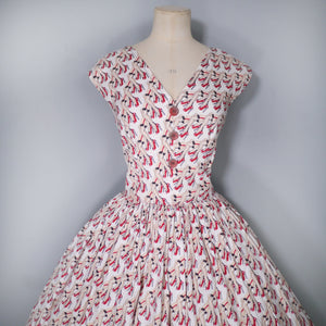 50s STYLE NOVELTY 1973 JANE WEALLEANS LEG AND HIGH HEELS PRINT FULL SKIRTED DRESS - M