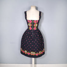 Load image into Gallery viewer, 70s BLACK AND PINK ROSE FLORAL PRINT DIRNDL DRESS - S