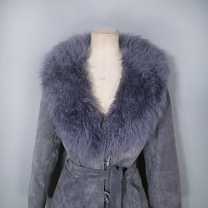 70s GREY FLEECE LINED SUEDE COAT JACKET WITH SHEEPSKIN COLLAR - M