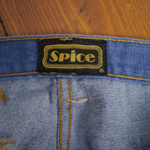 Load image into Gallery viewer, 70s &quot;SPICE&quot; WIDE LEG HIGH WAST JEANS WITH PATCH POCKETS - XS