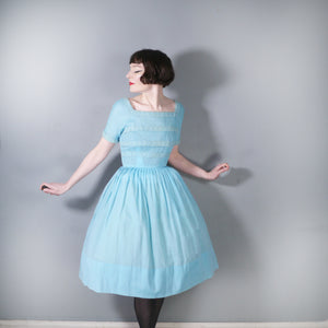 50s L'AIGLON MEXICAN STYLE TURQUOISE PINTUCK AND LACE FULL SKIRT DRESS - S