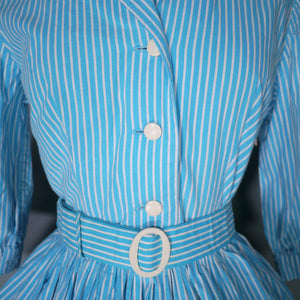 50s LIGHT BLUE AND WHITE PIN STRIPE FULL SKIRTED COTTON SHIRT DRESS - S