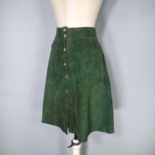 Load image into Gallery viewer, DARK FOREST GREEN 70s SUEDE A-LINE SHORT SKIRT - 28&quot;