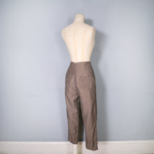 Load image into Gallery viewer, 50s 60s REVERSIBLE BROWN AND ORANGE HIGH WAISTED PEDAL PUSHERS - 24&quot;