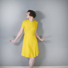 Load image into Gallery viewer, 60s SLEEK BRIGHT YELLOW MOD SHIFT DRESS - M