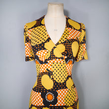 Load image into Gallery viewer, 60s 70s YELLOW BLACK AND ORANGE APPLE AND FLOWER MINI DRESS - S-M