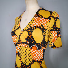 Load image into Gallery viewer, 60s 70s YELLOW BLACK AND ORANGE APPLE AND FLOWER MINI DRESS - S-M