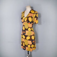 Load image into Gallery viewer, 60s 70s YELLOW BLACK AND ORANGE APPLE AND FLOWER MINI DRESS - S-M